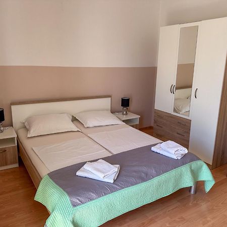 Apartments Barica 크르크 외부 사진